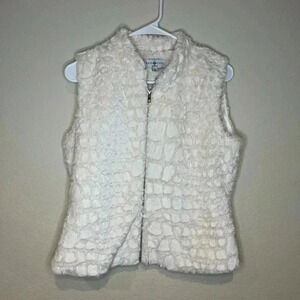 Kate Rosy Petite M Faux fur Zip Up Vest